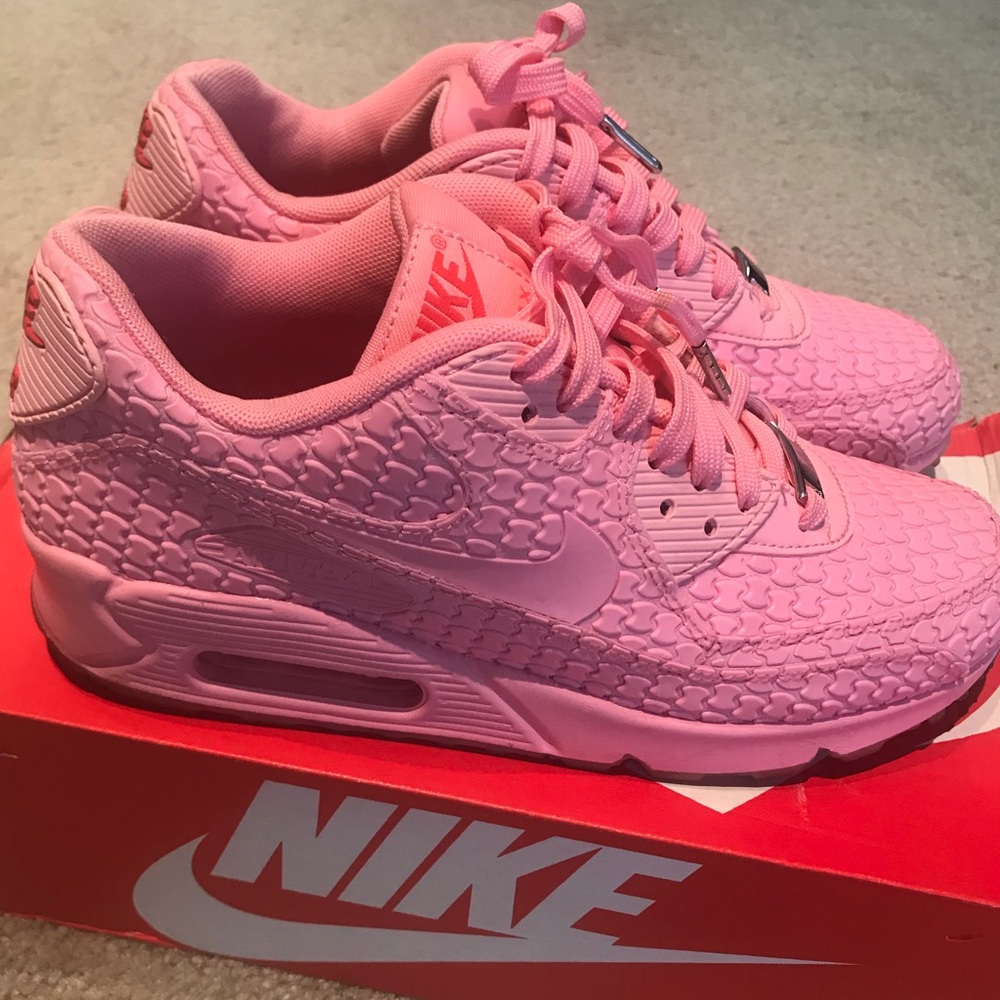 Women’s Nike AirMax 90 SHANGHAI (Limited)